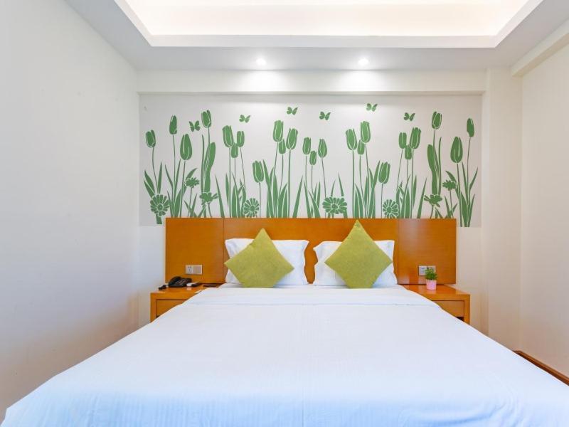 Greentree Alliance Sanya Jiyang District Yalongwan Road Hotel Екстериор снимка
