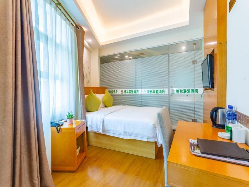 Greentree Alliance Sanya Jiyang District Yalongwan Road Hotel Екстериор снимка