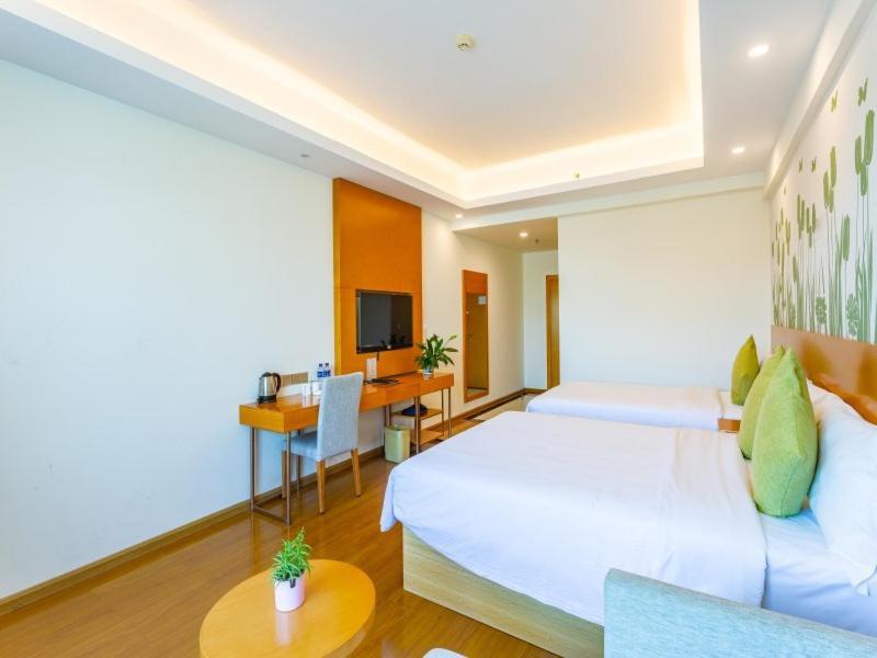 Greentree Alliance Sanya Jiyang District Yalongwan Road Hotel Екстериор снимка