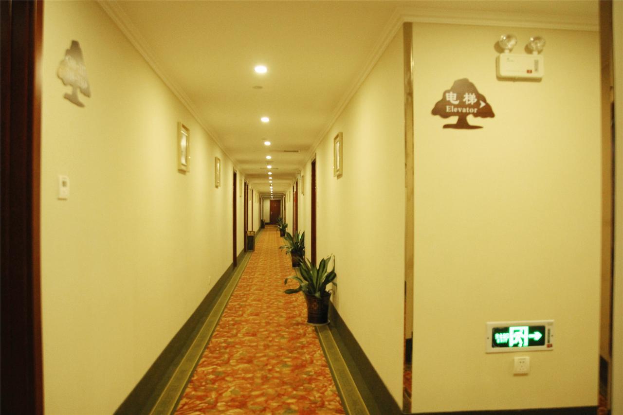Greentree Alliance Sanya Jiyang District Yalongwan Road Hotel Екстериор снимка