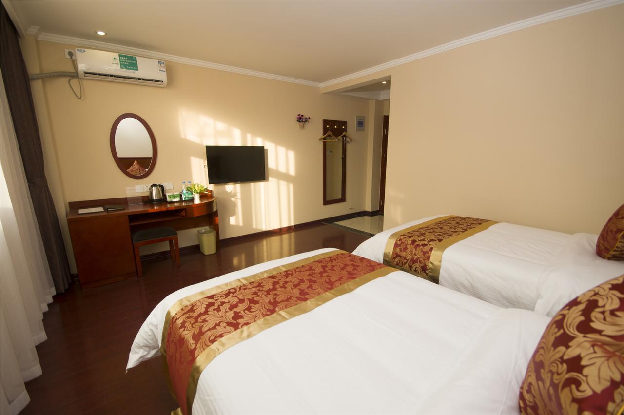 Greentree Alliance Sanya Jiyang District Yalongwan Road Hotel Екстериор снимка